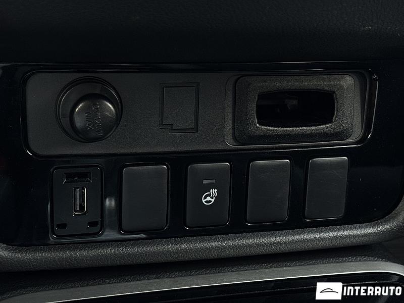 Mitsubishi Outlander 11 mitsubishi outlander 2019