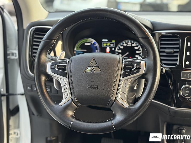 Mitsubishi Outlander 7 mitsubishi outlander 2019
