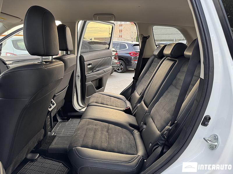 Mitsubishi Outlander 14 mitsubishi outlander 2019