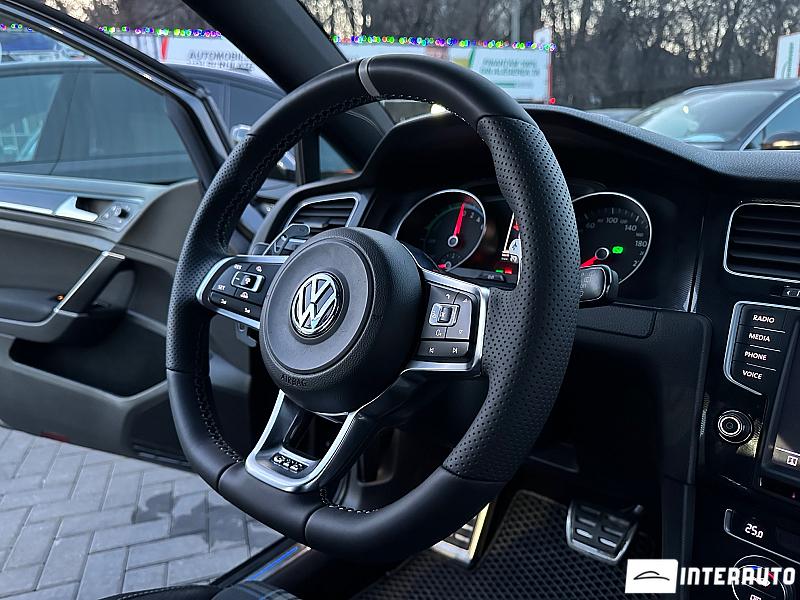 Volkswagen Golf GTE 13 volkswagen golf gte 2015