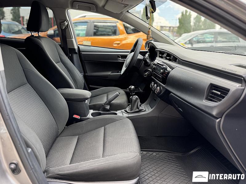 Toyota Corolla 15 toyota corolla 2016