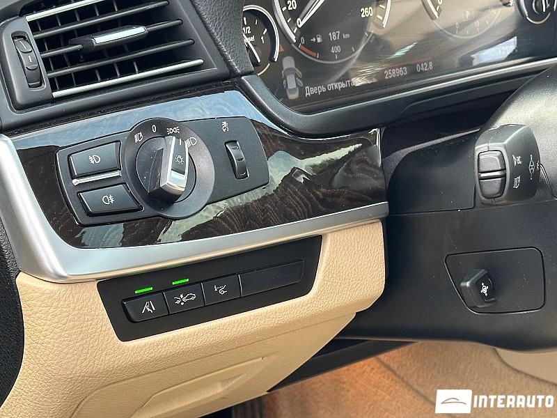 BMW 525 12 bmw 525 2012