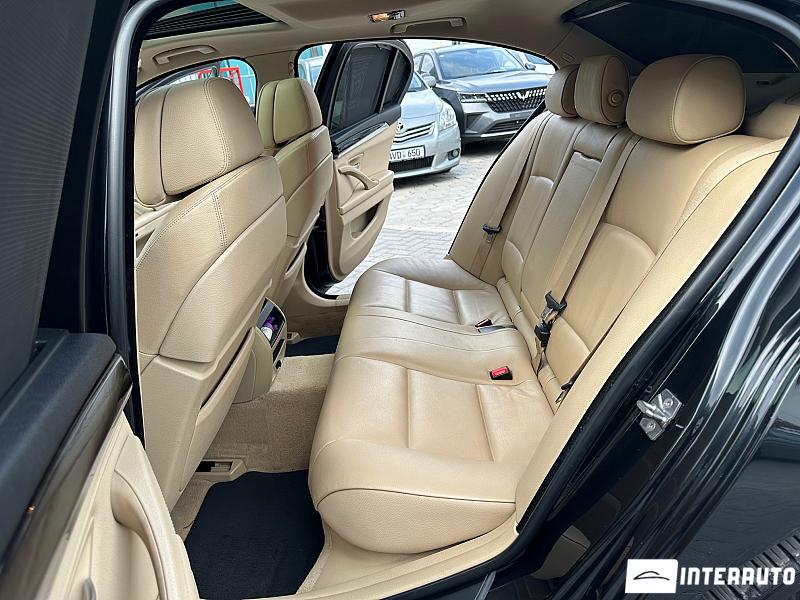 BMW 525 17 bmw 525 2012