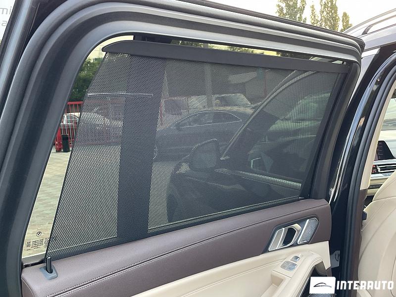 BMW X7 4.0i 19 bmw x7 4.0i 2019