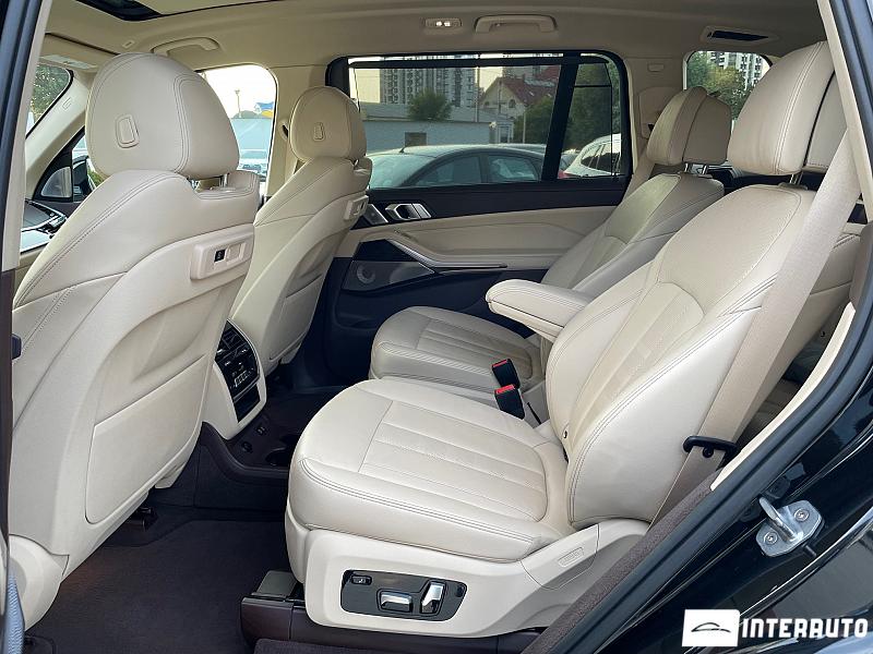 BMW X7 4.0i 20 bmw x7 4.0i 2019