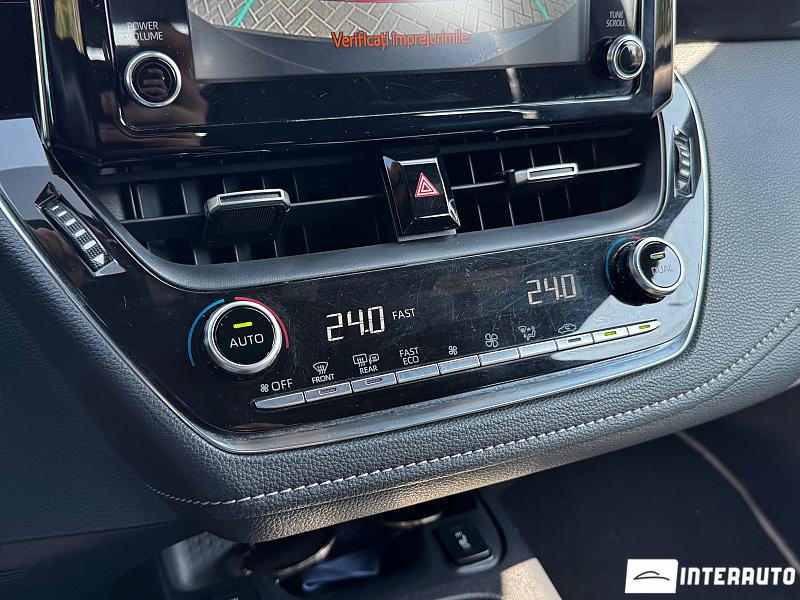 Toyota Corolla 11 toyota corolla 2020