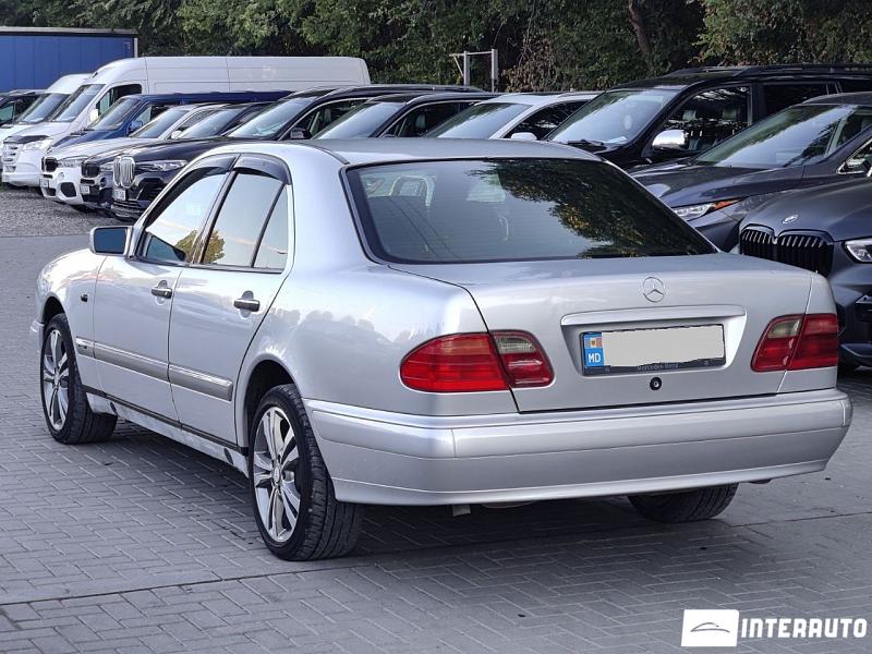 Mercedes E 200 2 mercedes e 200 1997