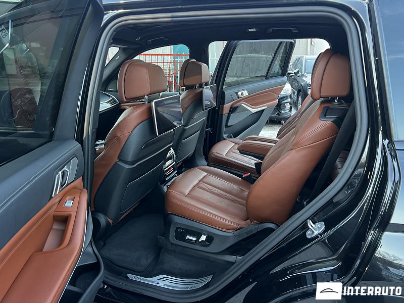 BMW X7 4.0i 23 bmw x7 4.0i 2023