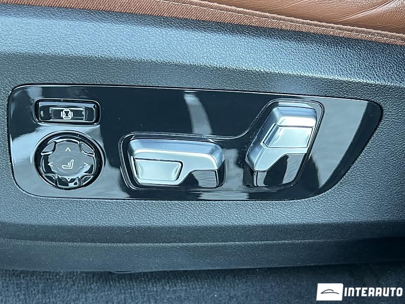 BMW X7 4.0i 18 bmw x7 4.0i 2023