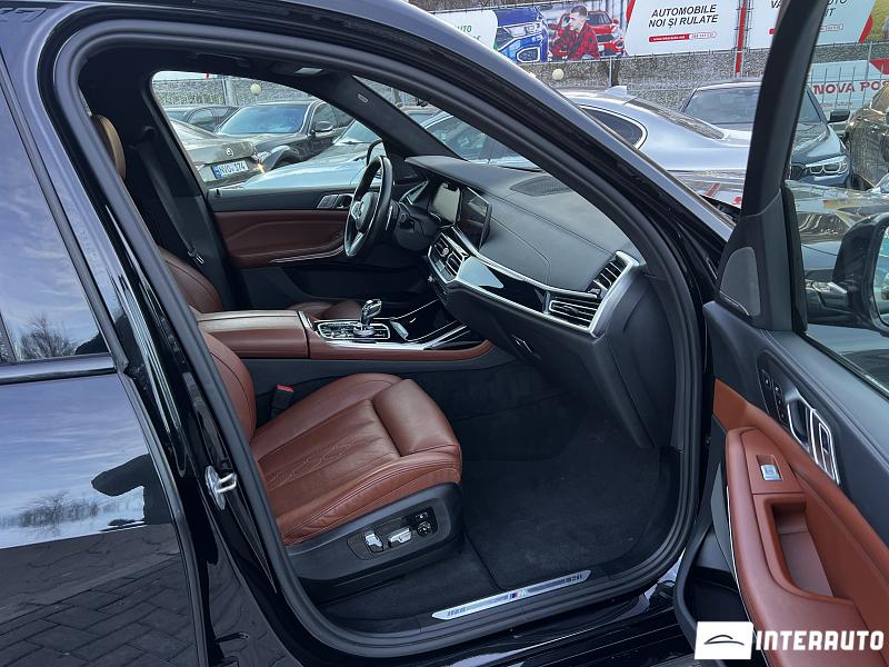 BMW X7 4.0i 21 bmw x7 4.0i 2023