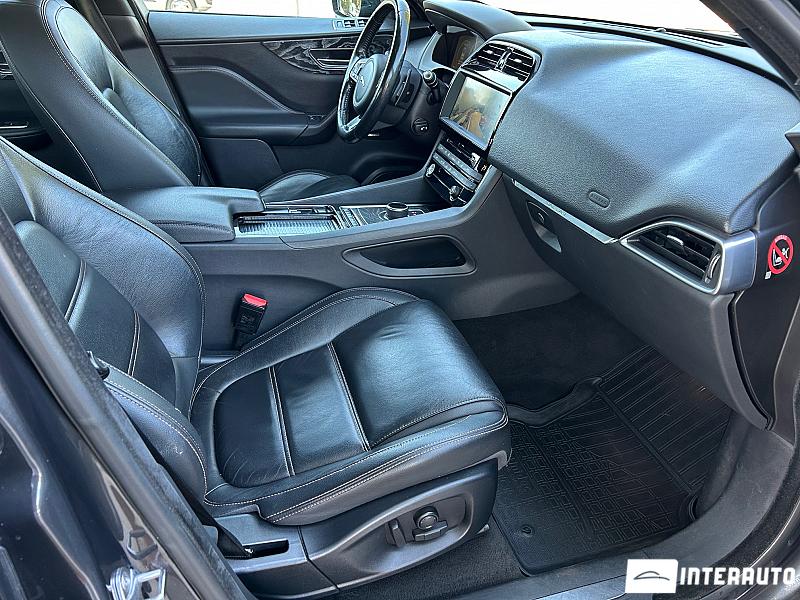 Jaguar F-Pace 16 jaguar f-pace 2017