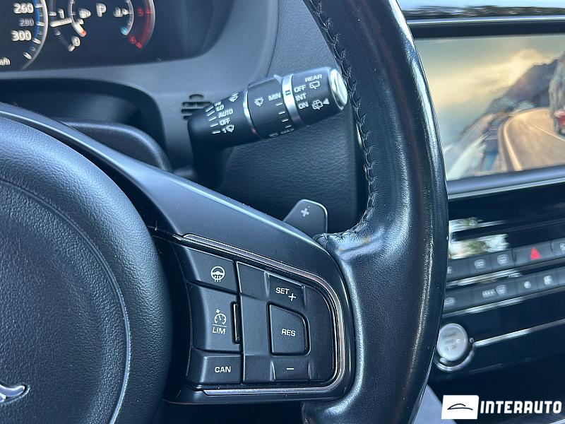 Jaguar F-Pace 10 jaguar f-pace 2017