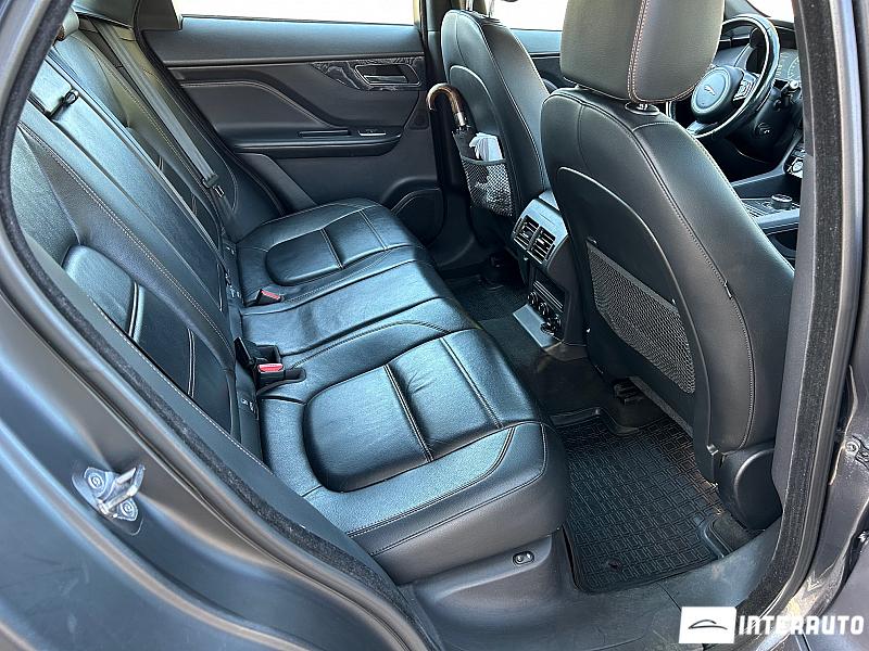 Jaguar F-Pace 18 jaguar f-pace 2017