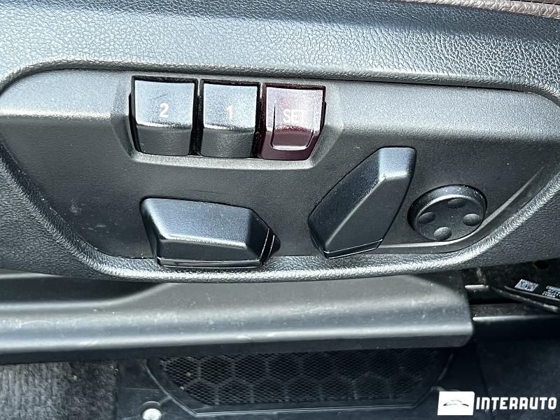 BMW X1 2.8i 19 bmw x1 2.8i 2016