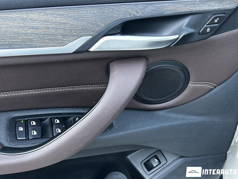 BMW X1 2.8i 18 bmw x1 2.8i 2016