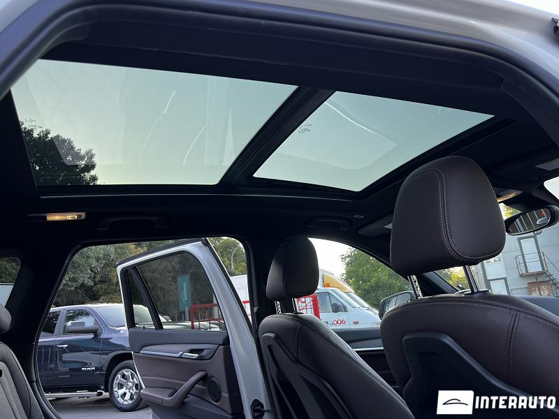 BMW X1 2.8i 10 bmw x1 2.8i 2016