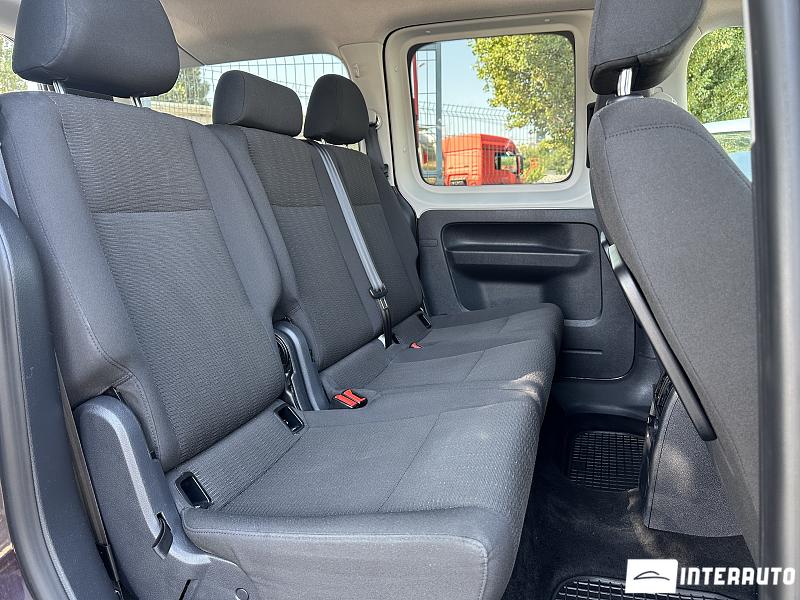 Volkswagen Caddy Maxi 17 volkswagen caddy maxi 2016