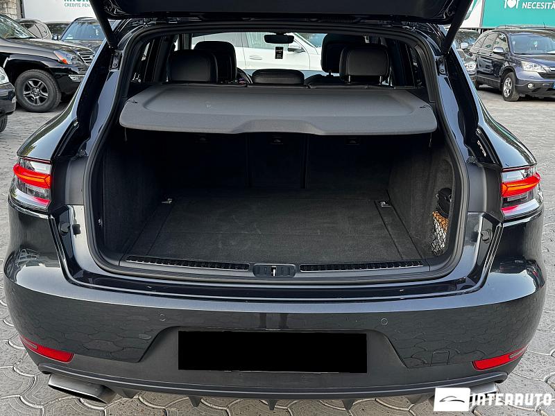 Porsche Macan 19 porsche macan 2020