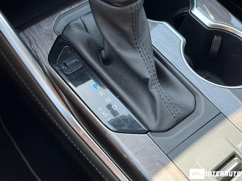 Toyota Highlander 15 toyota highlander 2021