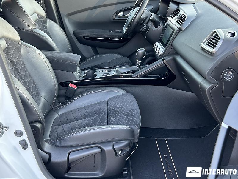 Renault Kadjar 17 renault kadjar 2020