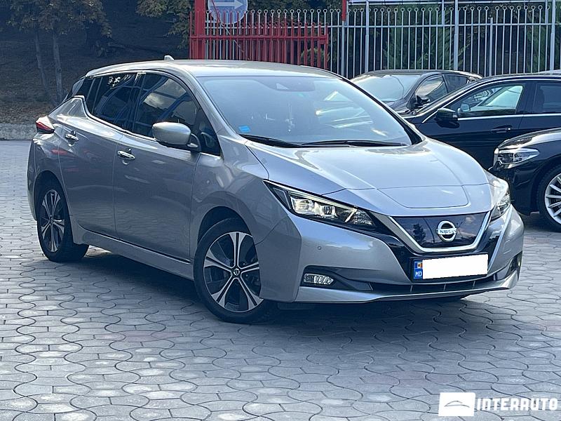 nissan leaf 2021