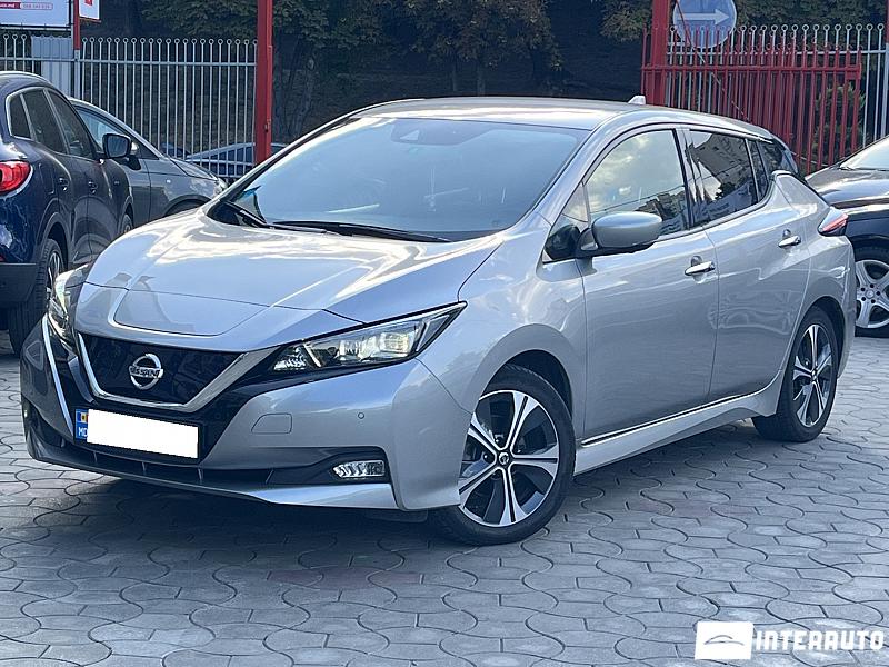 Nissan Leaf 2 nissan leaf 2021