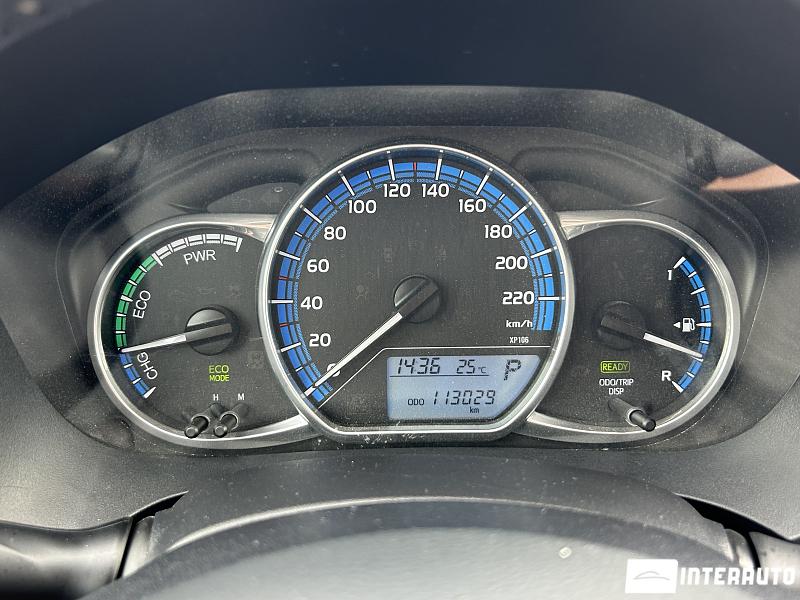 Toyota Yaris 11 toyota yaris 2016