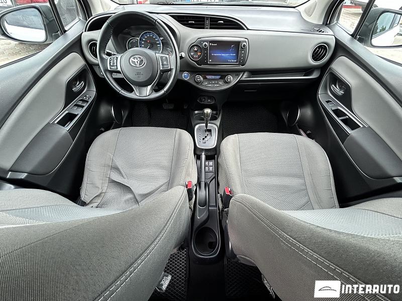 Toyota Yaris 8 toyota yaris 2016