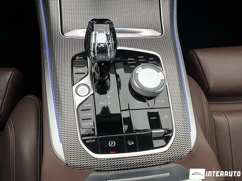 BMW X5 2.5D 12 bmw x5 2.5d 2021