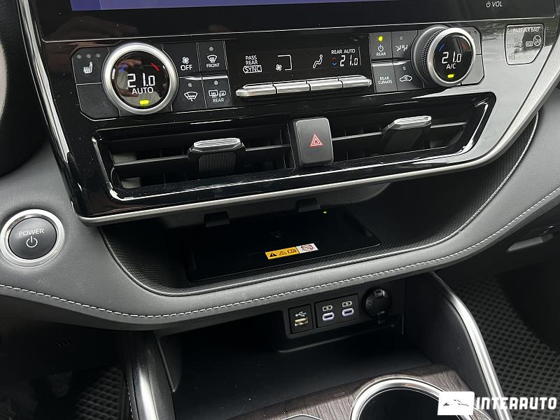 Toyota Highlander 11 toyota highlander 2024