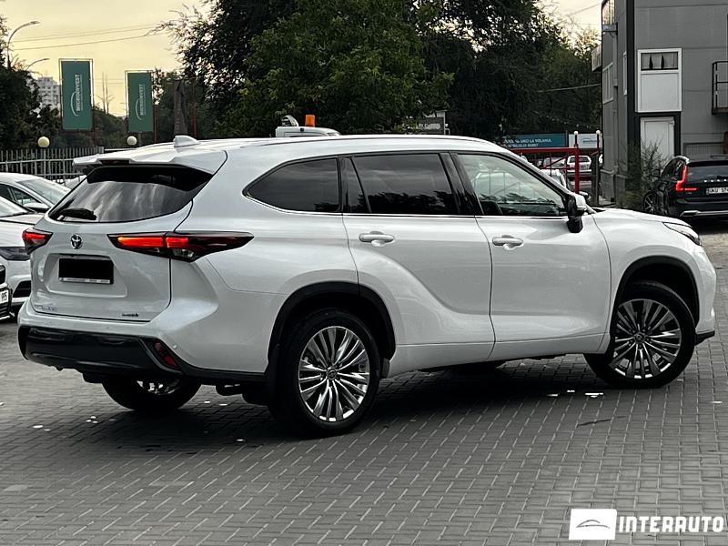 Toyota Highlander 3 toyota highlander 2024