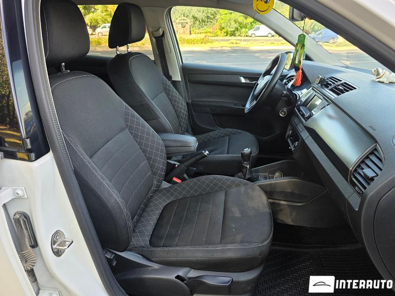 Skoda Fabia 12 skoda fabia 2015