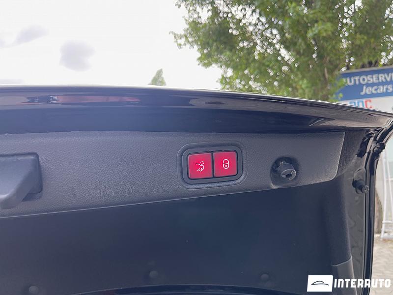 Mercedes E 220 8 mercedes e 220 2020