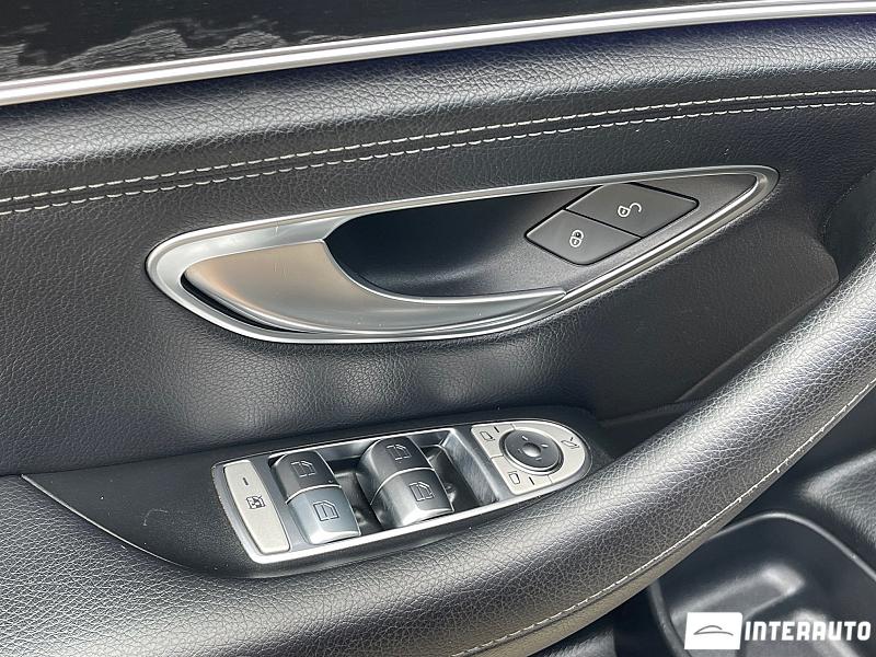 Mercedes E 220 18 mercedes e 220 2020