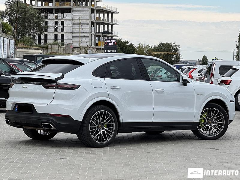 Porsche Cayenne E-Hybrid Coupe 4 porsche cayenne e-hybrid coupe 2020