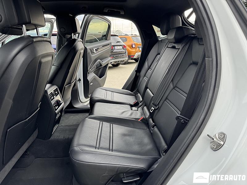 Porsche Cayenne E-Hybrid Coupe 14 porsche cayenne e-hybrid coupe 2020