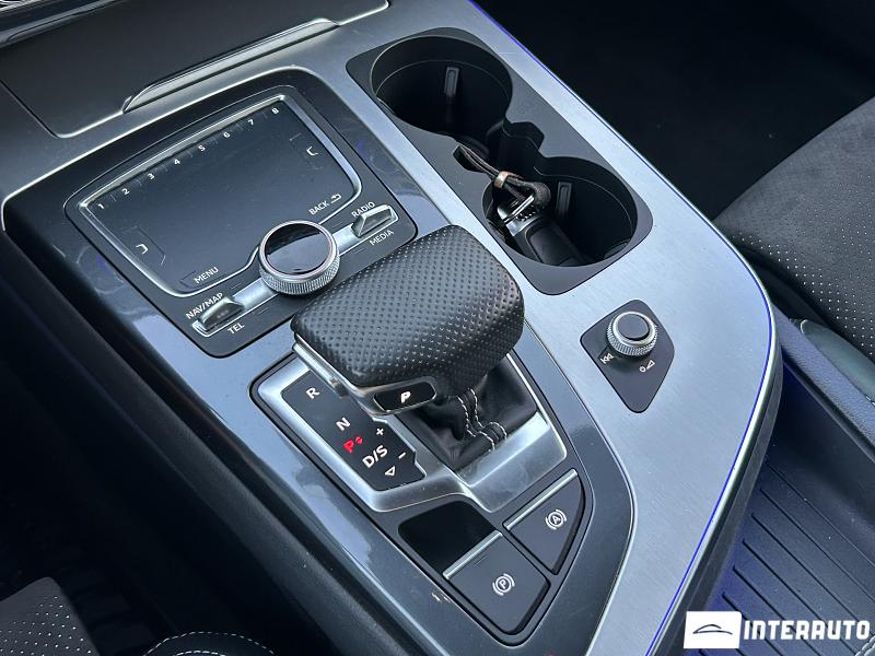 Audi Q7 E-Tron 17 audi q7 e-tron 2016