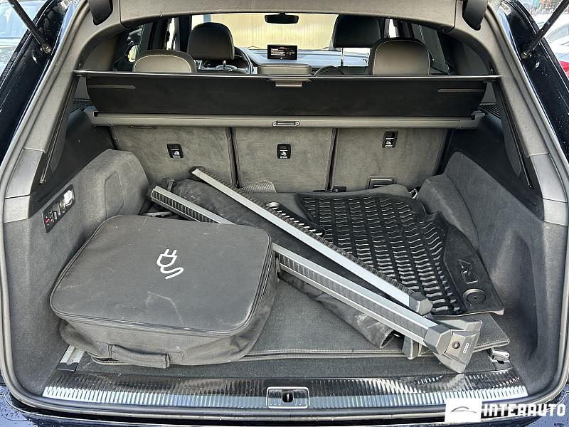 Audi Q7 E-Tron 24 audi q7 e-tron 2016