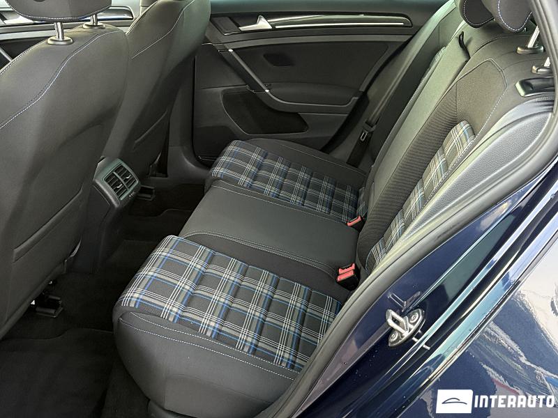 Volkswagen Golf GTE 16 volkswagen golf gte 2015