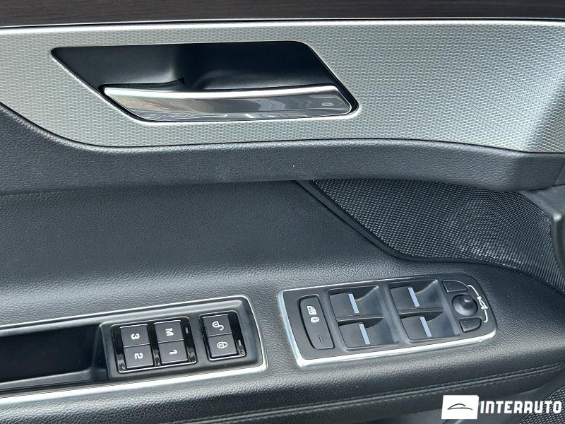 Jaguar XF 9 jaguar xf 2015