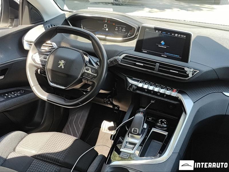 Peugeot 3008 9 peugeot 3008 2020