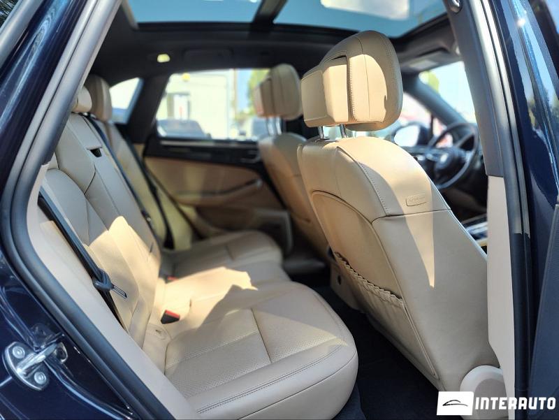 Porsche Macan 9 porsche macan 2022