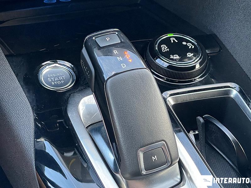 Peugeot 5008 16 peugeot 5008 2019