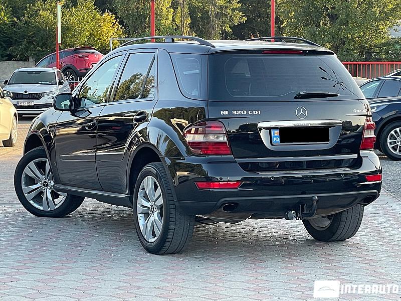 Mercedes ML 320 2 mercedes ml 320 2009