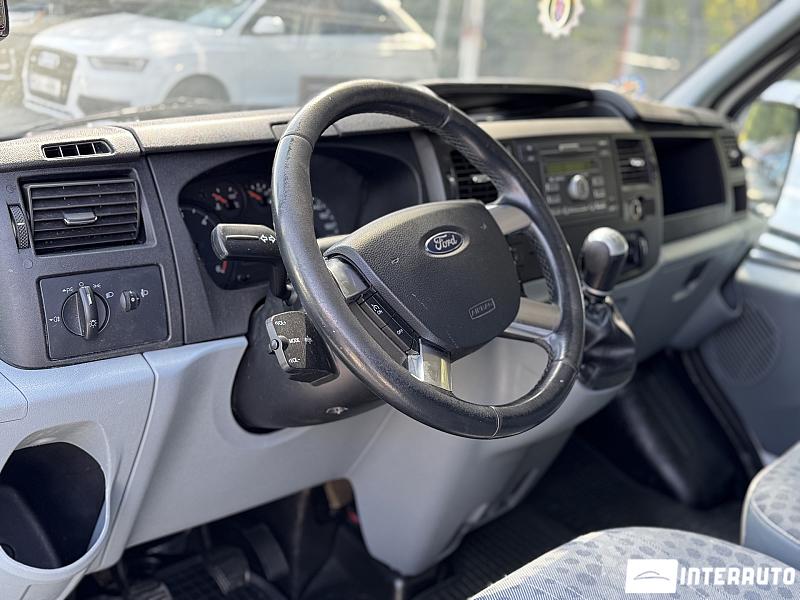 Ford Transit 8 ford transit 2011