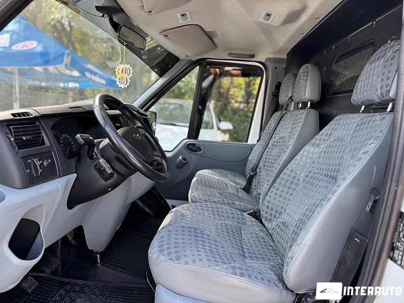 Ford Transit 7 ford transit 2011