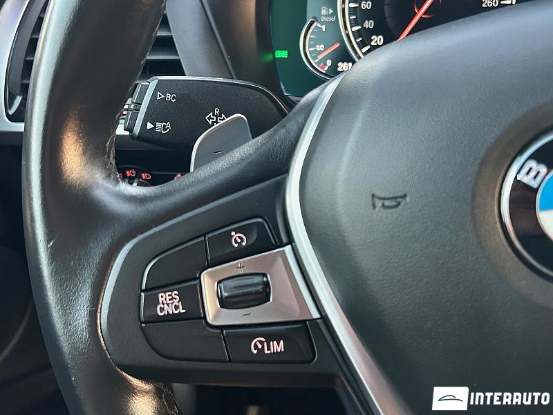 BMW X4 2.0D 10 bmw x4 2.0d 2019