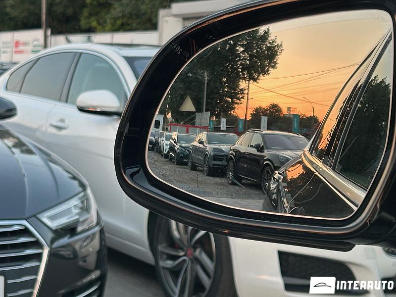 BMW X4 2.0D 5 bmw x4 2.0d 2019