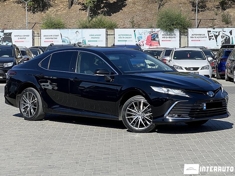 toyota camry 2021