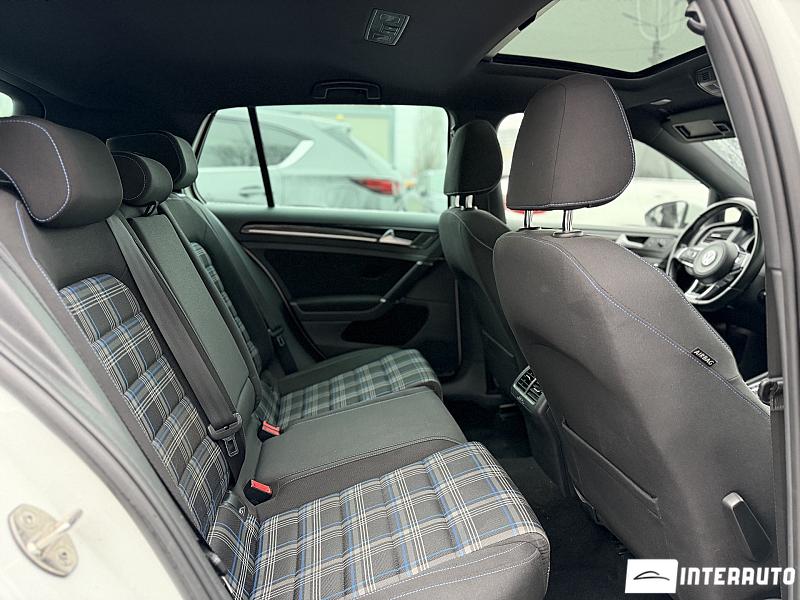 Volkswagen Golf GTE 16 volkswagen golf gte 2015